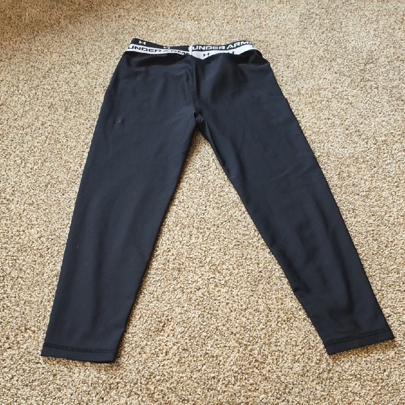 Girls Clothing Set Size Medium - Sleeveless Dress, Capris, T Shirt, And Shorts - Picture 5 of 7